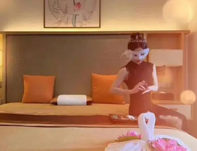 我在上海静安体验了下高端男士按摩spa会馆，私人会所花样超多